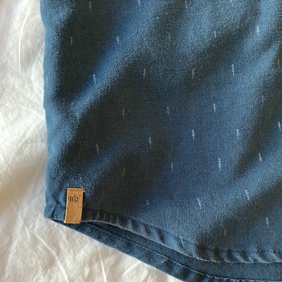 tentree Blue button up with tree pattern - Picture 3 of 6